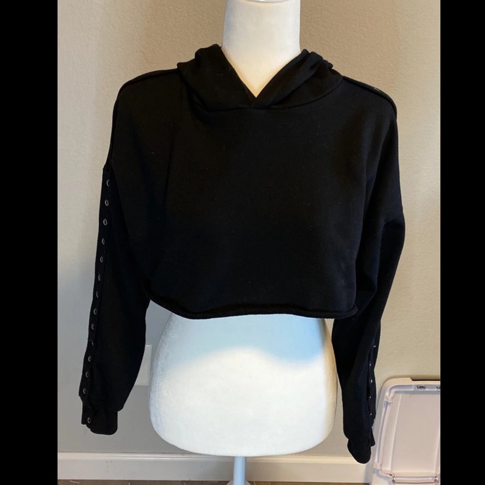 Black Cropped Hoodie